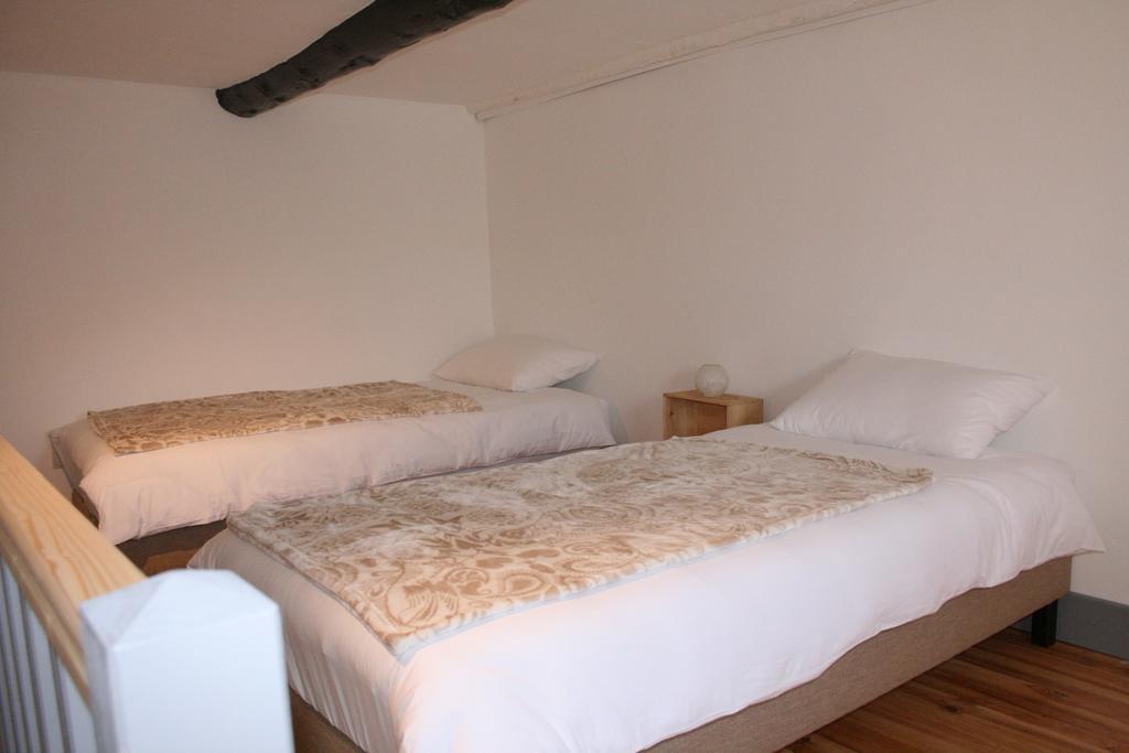 Guesthouse De Cambis B&B Remoulins Zewnętrze zdjęcie