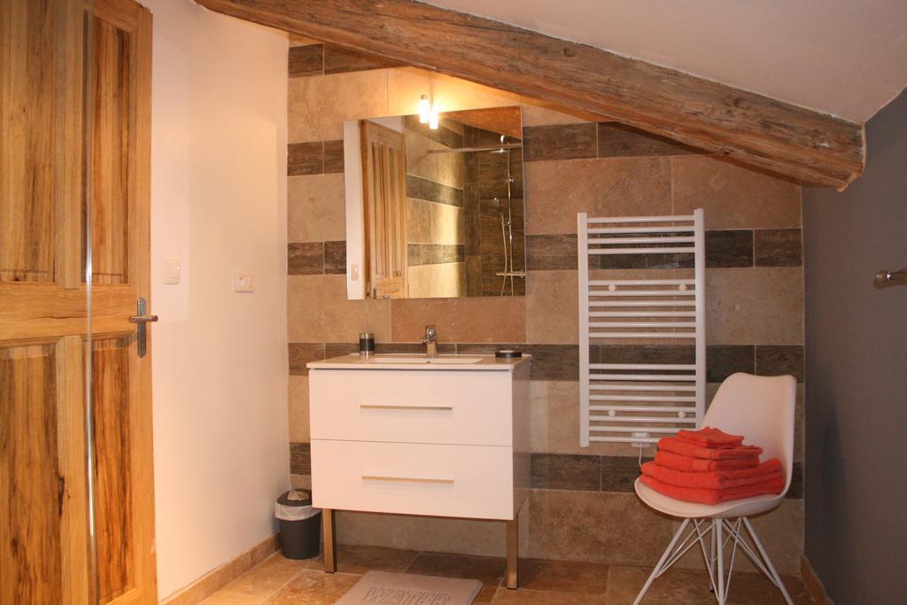 Guesthouse De Cambis B&B Remoulins Zewnętrze zdjęcie